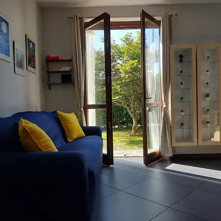 - Maggiore Entire - Parking Arona