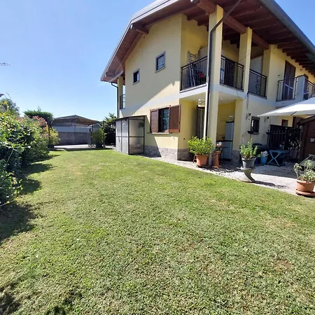 - Maggiore Entire - Parking * Arona