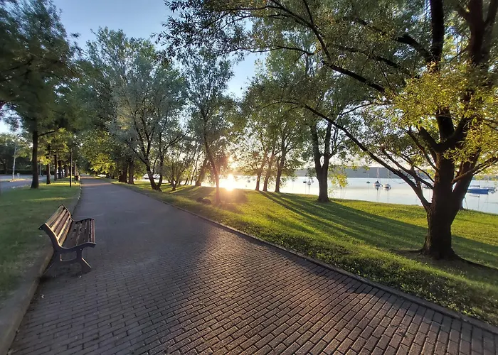 - Maggiore Entire - Parking *