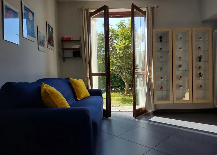 - Maggiore Entire - Parking アローナ